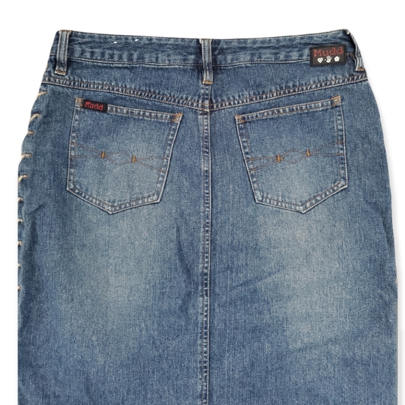 *SOLD* Y2K Side Lace Denim Skirt - Picture 5 of 7